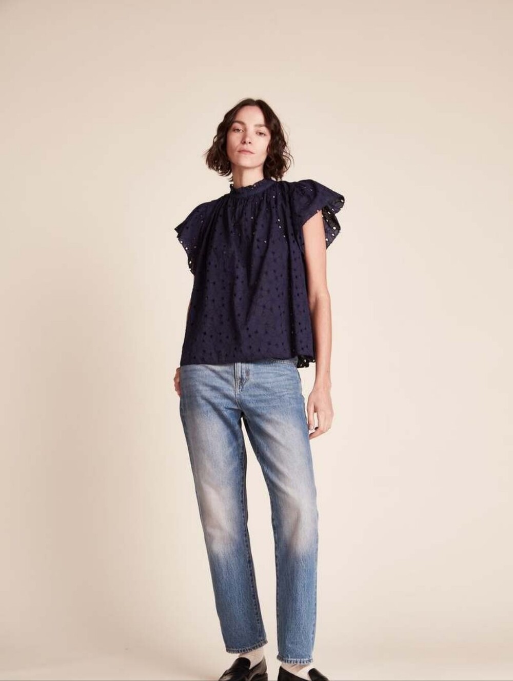 NWT Trovata Navy Eyelet Ruffle-Trim Blouse XS Lightweight Luxury